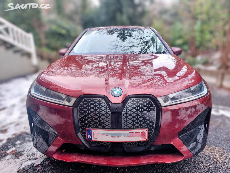 BMW iX, xDrive40